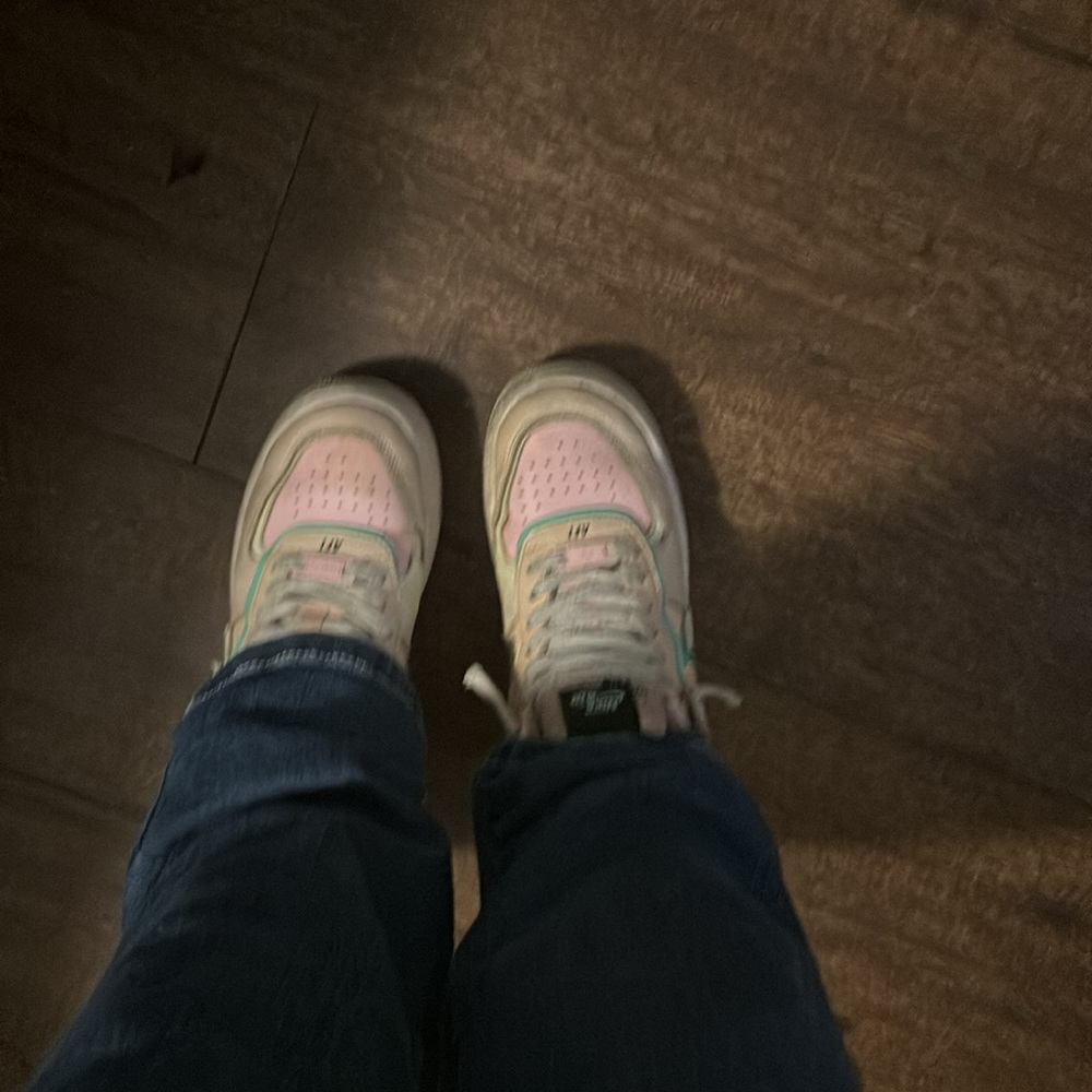 Air forces - Picture 3 of 5